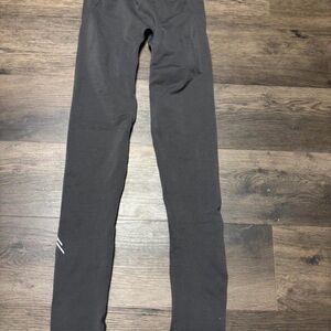 Women Oner Gray Leggings